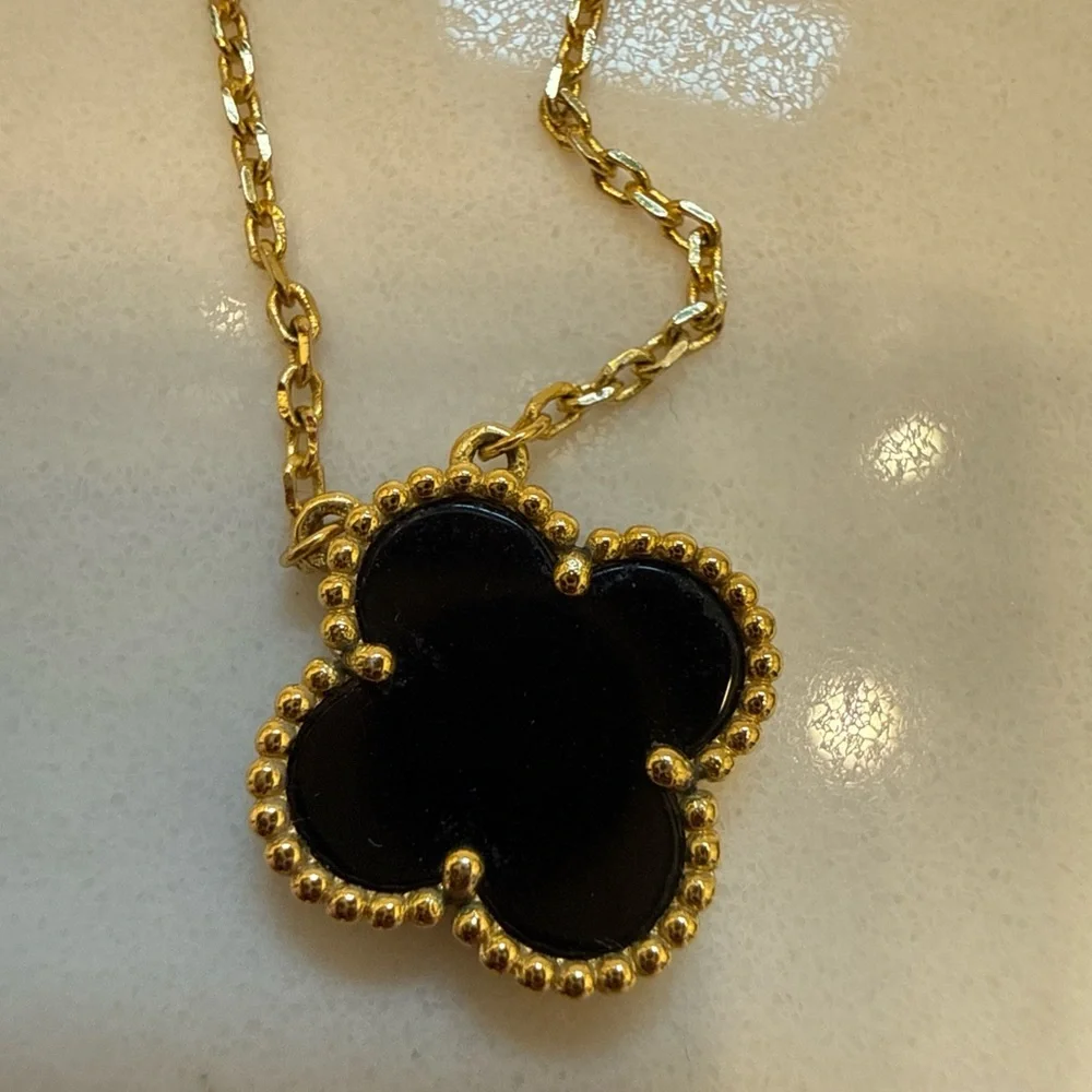 Gold and Black Clover Pendant Necklace and Bracelet Set - Picture 2 of 6